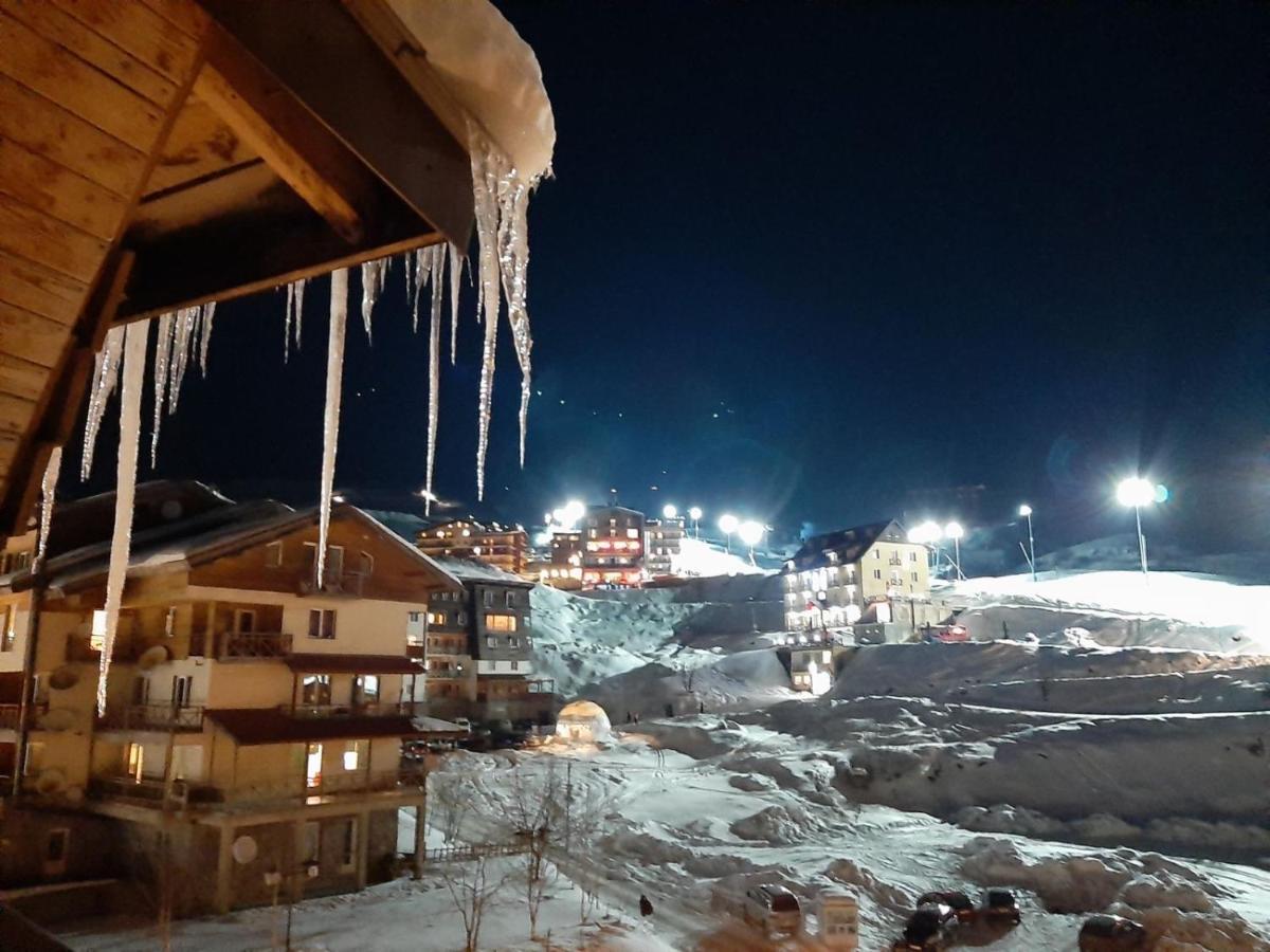 Gudauri Ski Studio Exterior photo